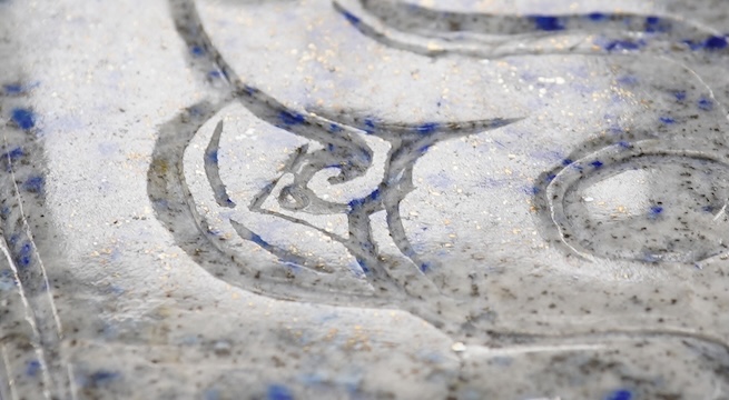 A Chinese lapis lazuli 'dragon' carving, 12cm wide